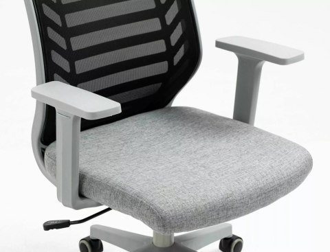 Fotel obrotowy Q-320
